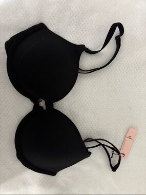 Victoria's Secret Black Push-Up T-Shirt Bra
